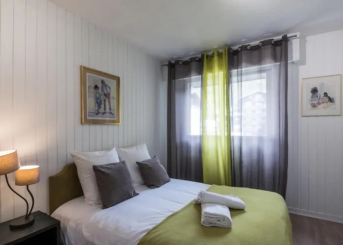 Apartman Spacieux A Avec Terrasse Et Parking Prive - Fr-1-343-173 *