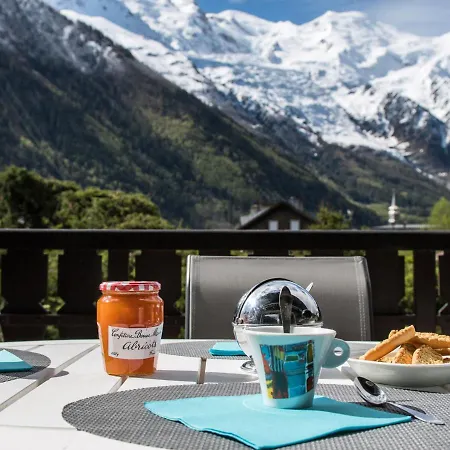 Spacieux A Avec Terrasse Et Parking Prive - Fr-1-343-173 * Chamonix