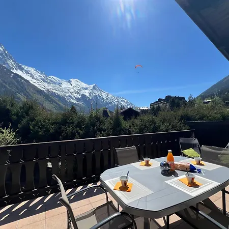 Appartement Agata Spacieux A Chamonix Avec Terrasse Et Parking Prive Apartman Chamonix